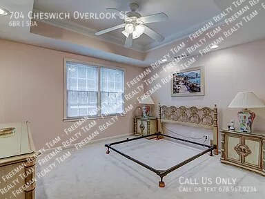 Building Photo - 704 Cheswich Overlook SE