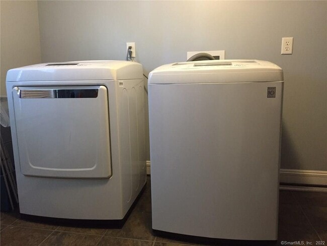 Building Photo - 209 Willard St