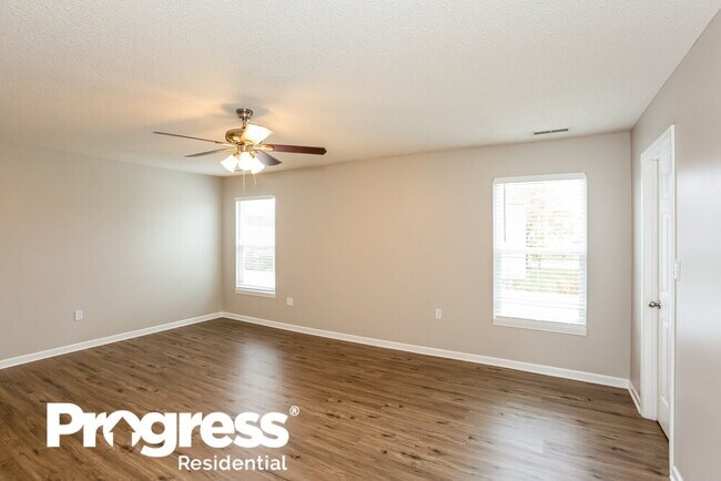 Building Photo - 1560 Orchestra Way