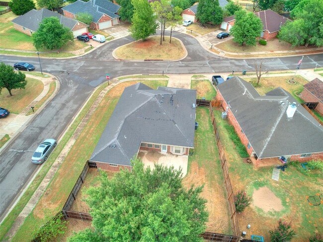 Building Photo - 21925 Homesteaders Rd