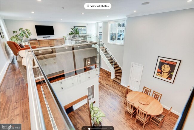 Building Photo - 625 Park Rd NW