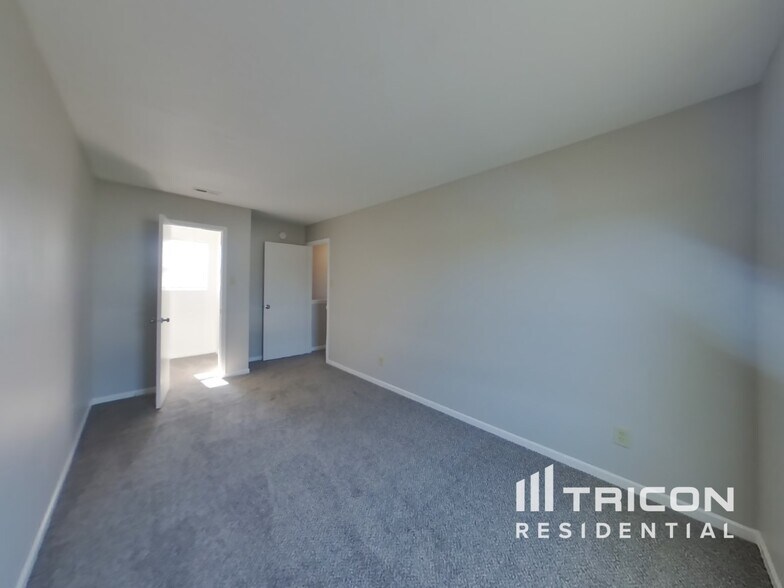 Building Photo - 4122 Apple Creek Dr