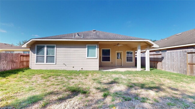 Building Photo - East Auden Circle, Sienna, TX 77459 - 3 BR 2 BA single-family home