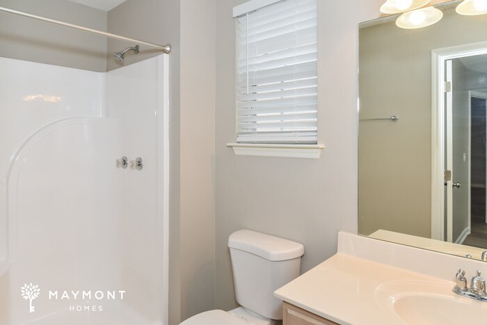 Building Photo - 105 Bradford Cir