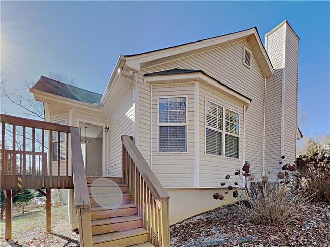 Building Photo - 5650 Gayle Trail