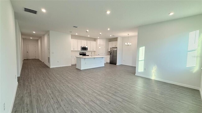 Building Photo - 1315 Normandy Dr