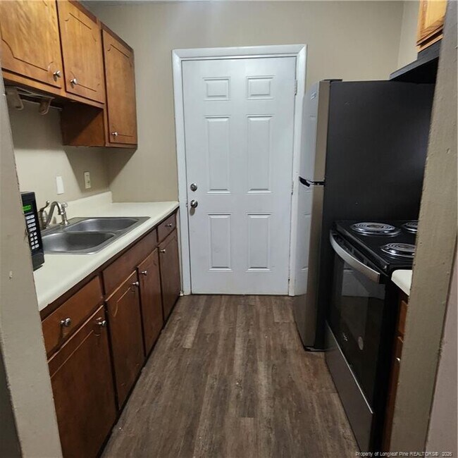 Building Photo - 3214 Tallywood Dr
