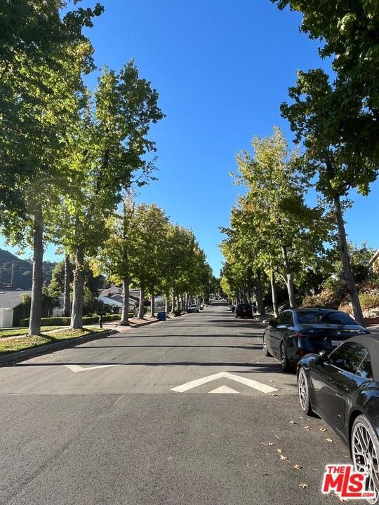 Building Photo - 9420 Creemore Dr