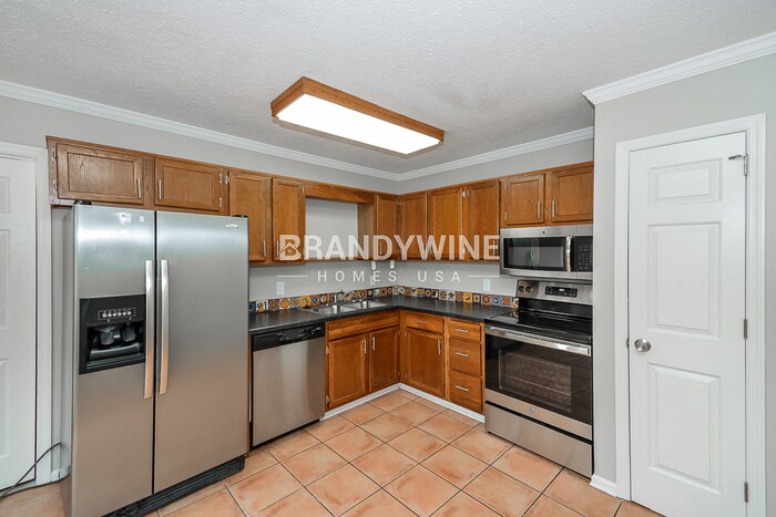 Building Photo - 241 E Morris Dr