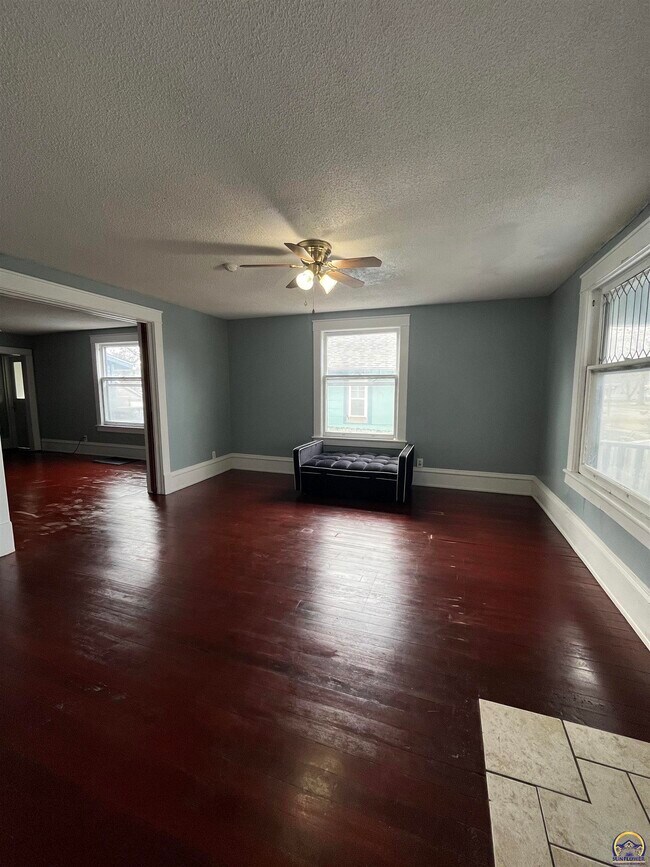 Building Photo - 810 Exchange St