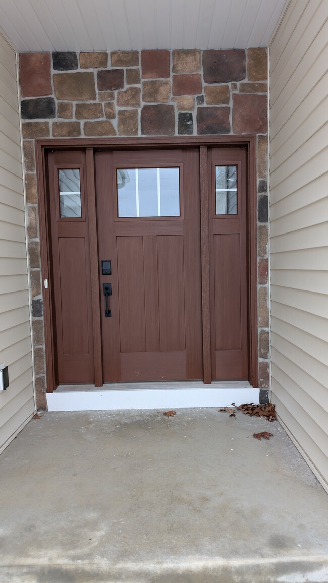 front door - 205 Ridgeview Dr