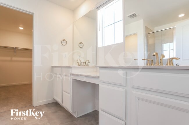 Building Photo - 13169 E 110th Ave.