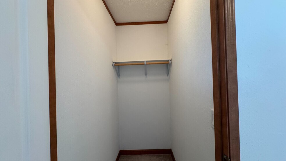 Building Photo - 2028 Mockingbird Pl NW