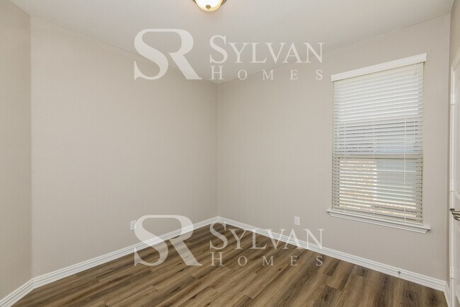 Building Photo - Rest. Relax. Recharge. Home awaits!