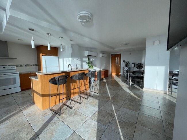 Building Photo - 1 bed/1 bath/ 1 parking Keauhou Place