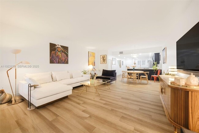 Building Photo - 2600 Cardena St