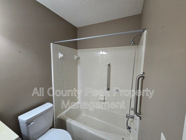 Building Photo - 1322 Greenbrook Ln