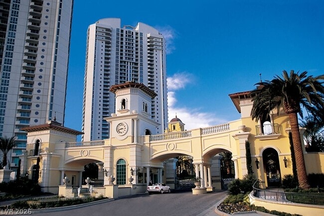 Building Photo - 2747 Paradise Rd