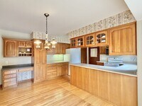 Building Photo - 85 S Huron Dr