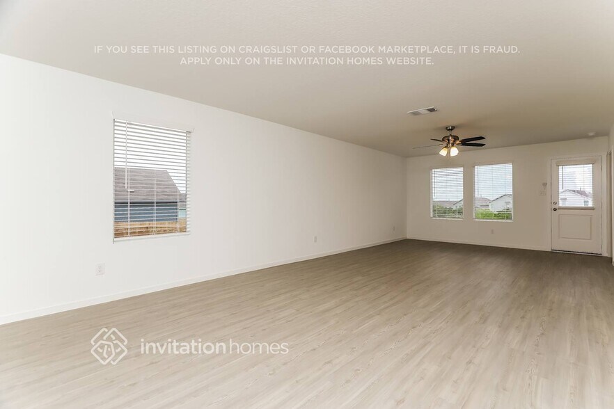 Building Photo - 3338 Rodgers Hl