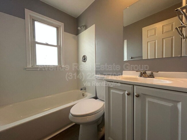 Building Photo - 8306 Whitewater Dr