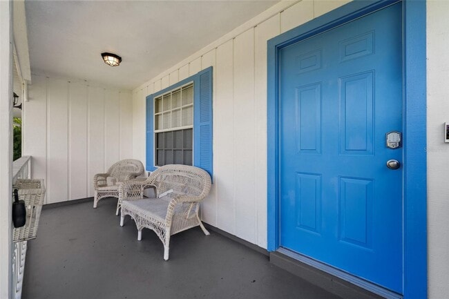 Building Photo - 11885 Van Loon Ave