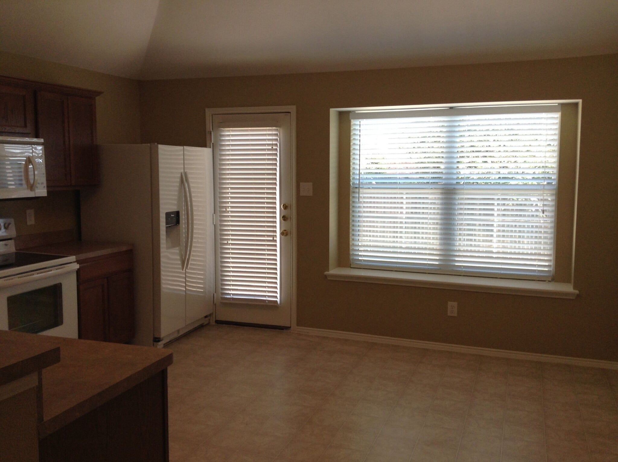 Building Photo - 6236 Spring Ranch Dr