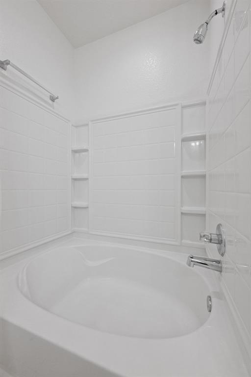Building Photo - 6212 Roseborough Dr