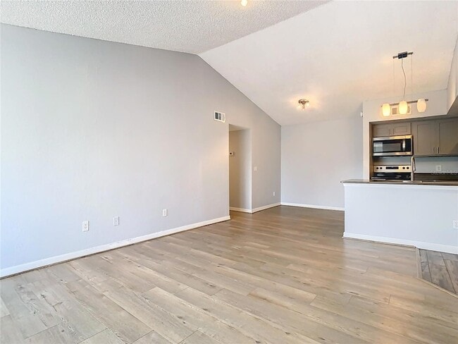Building Photo - 5144 Conroy Rd