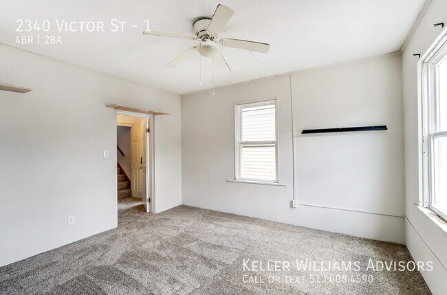 Building Photo - 2340 Victor St