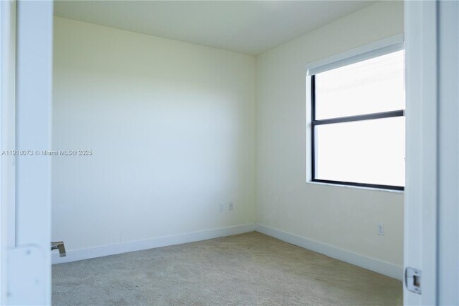 Building Photo - 8039 NW 104th Ave