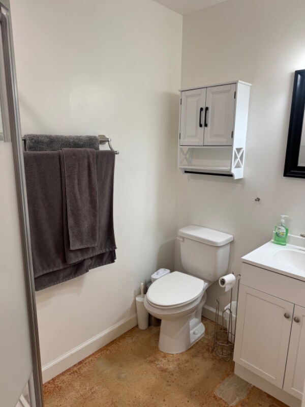 Building Photo - 2091 Fallbrook Ct