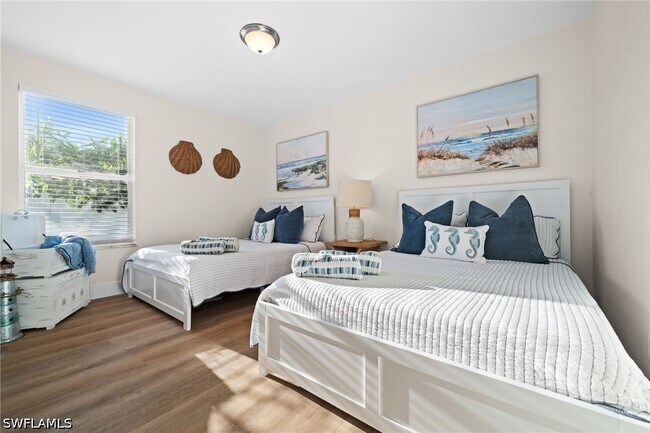 Building Photo - 738 95th Ave N