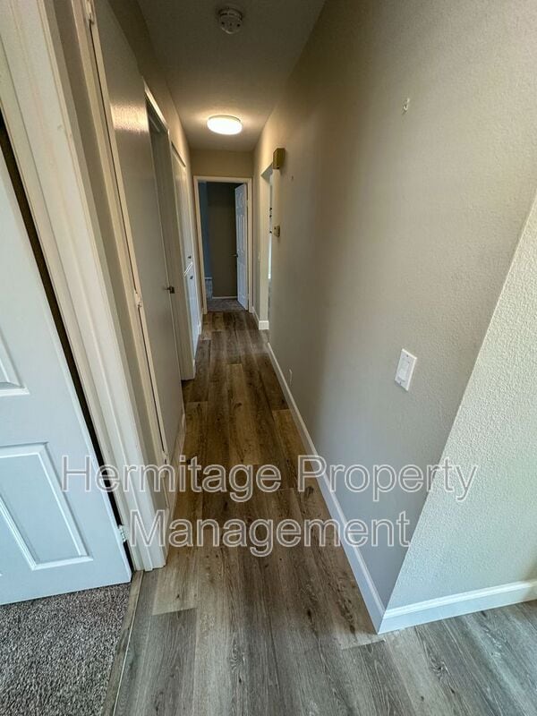 Building Photo - 23 Rockwood