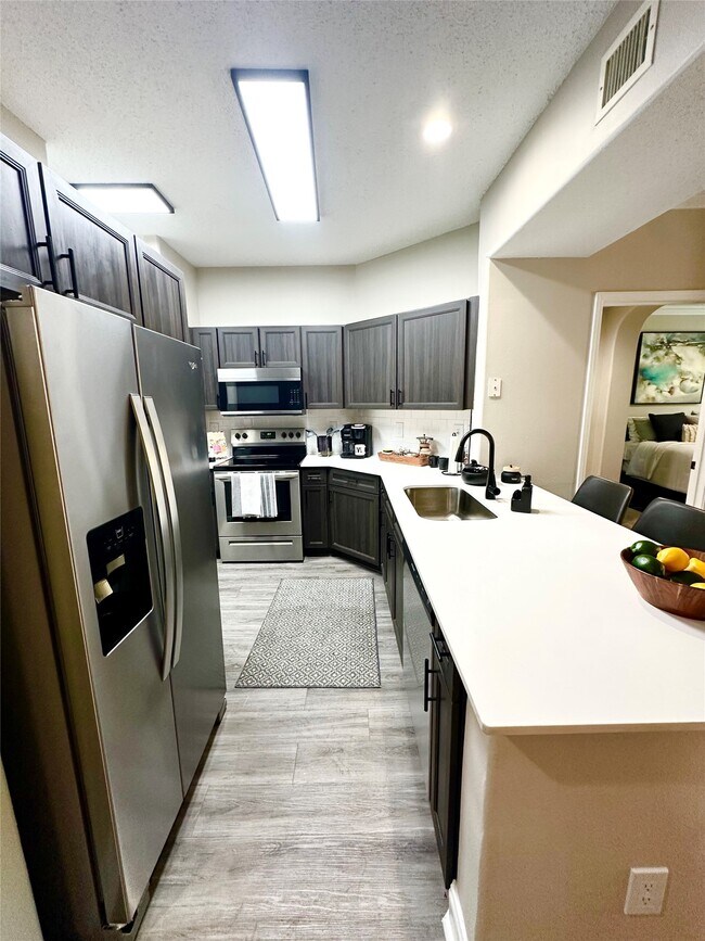 Building Photo - 2345 Sage Rd