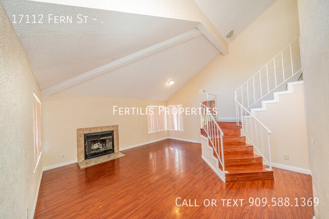 Building Photo - 17112 Fern St