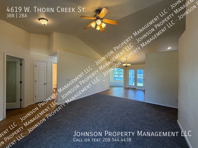 Building Photo - 4619 W Thorn Creek St