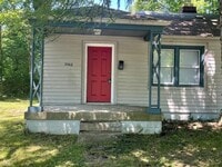 Building Photo - 3302 N Harding St