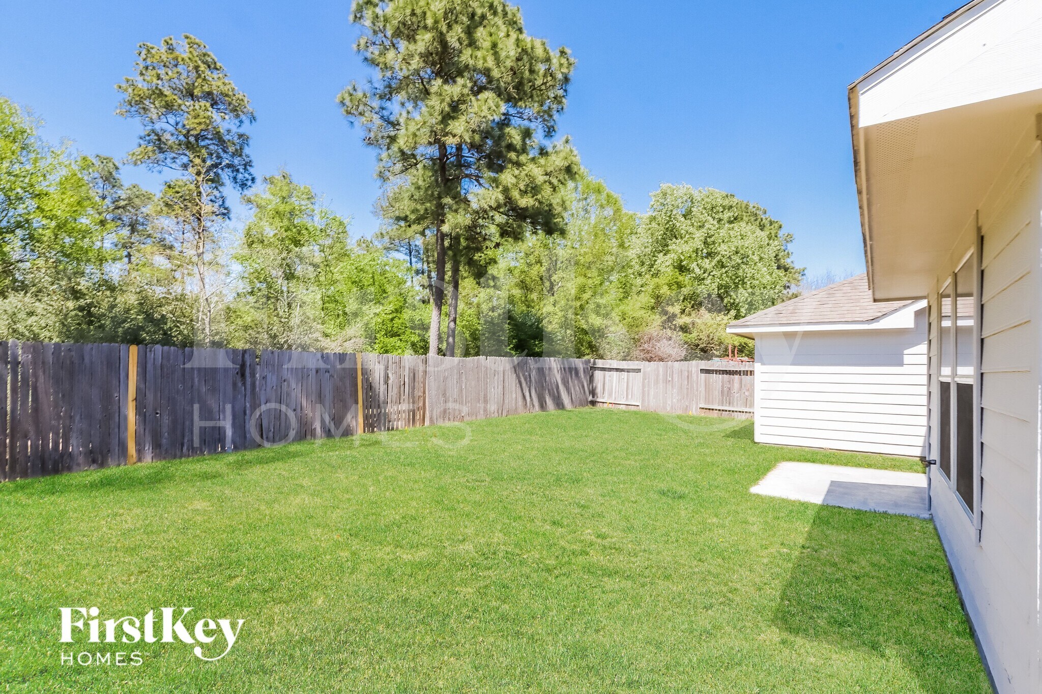 Building Photo - 4515 Bridgevillage Dr