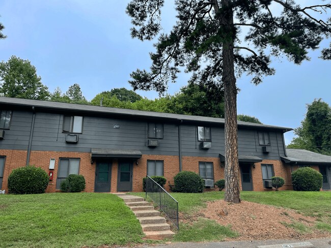 Building Photo - Hideaway at Kingspark