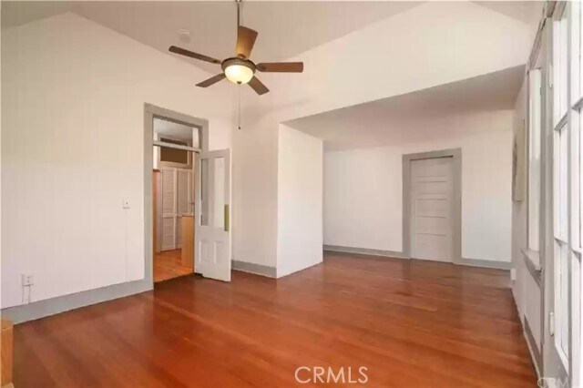 Building Photo - 384 W 15th St