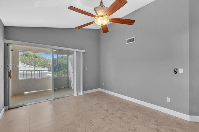 Building Photo - 2881 N Oakland Forest Dr