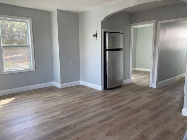 Building Photo - 58 Ford St