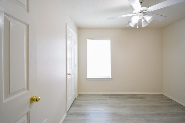 Building Photo - 21315 Pepperberry Trail