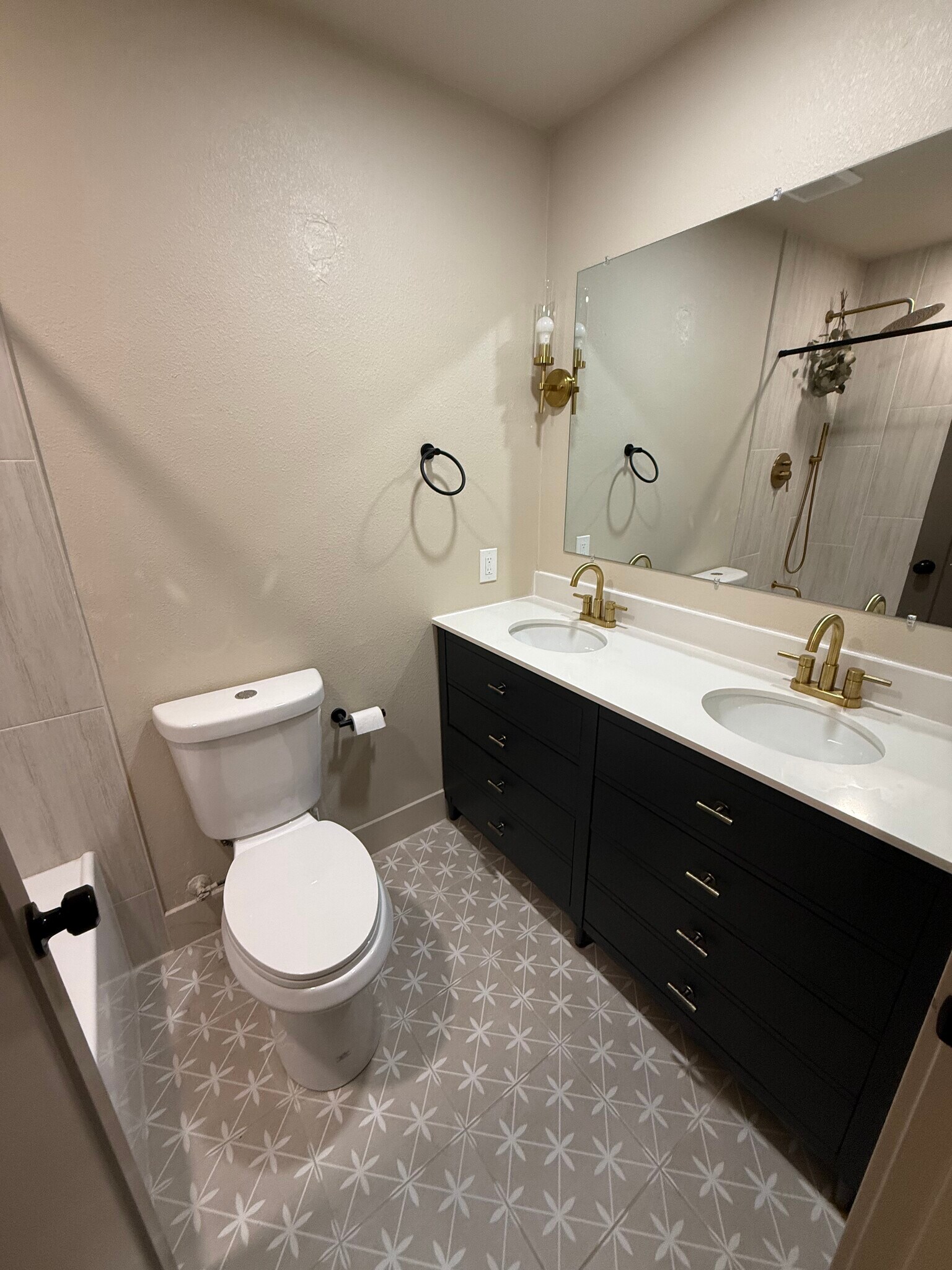 Building Photo - 11473 Quartz Dr