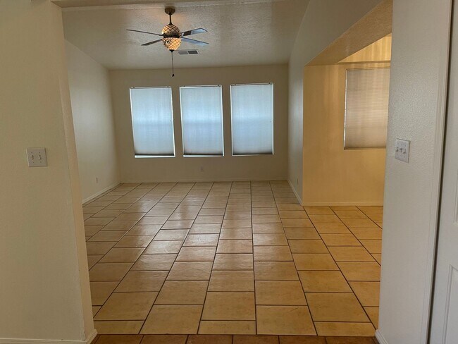 Building Photo - 4300 Saddlewood Trail SE