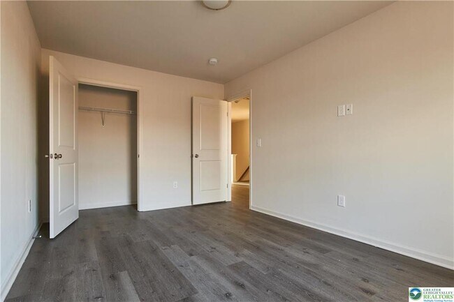 Building Photo - 6653 Stein Way
