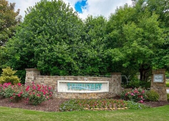 Building Photo - 9926 Stretford Rd