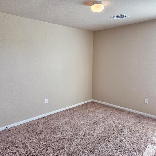 Building Photo - 727 Luna Vista Dr