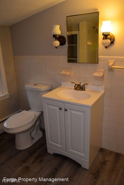 Building Photo - 5 br, 2 bath House - 90 Gardens Dr